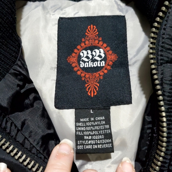 Sleeveless Black Puffer Vest BB Dakota Vintage Hot Topic Size L NWOT Nev… - Picture 4 of 12